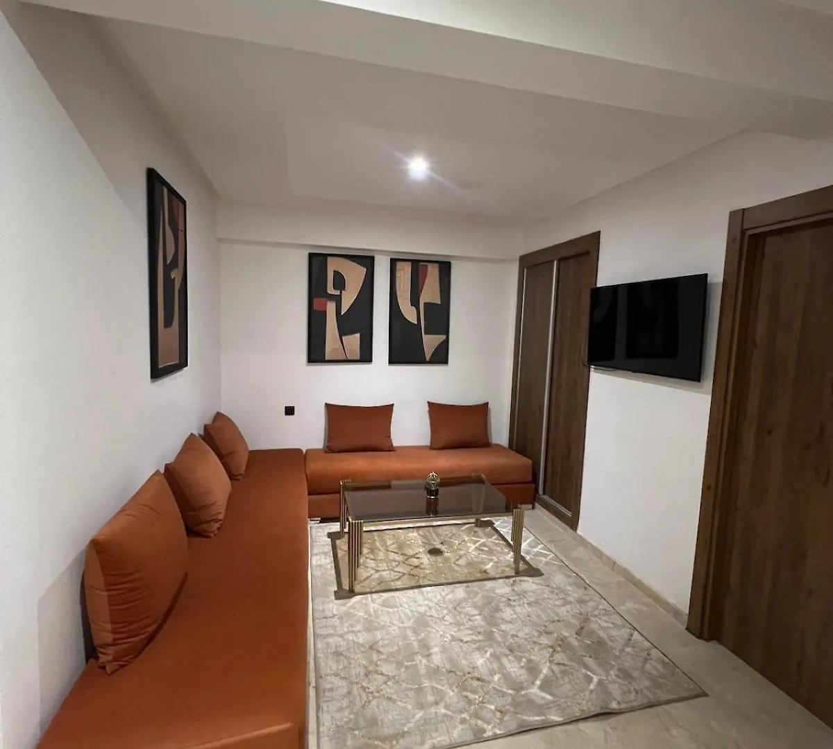 Cozy Apartment With Pool 5 Min From Gueliz 마라케시 모로코