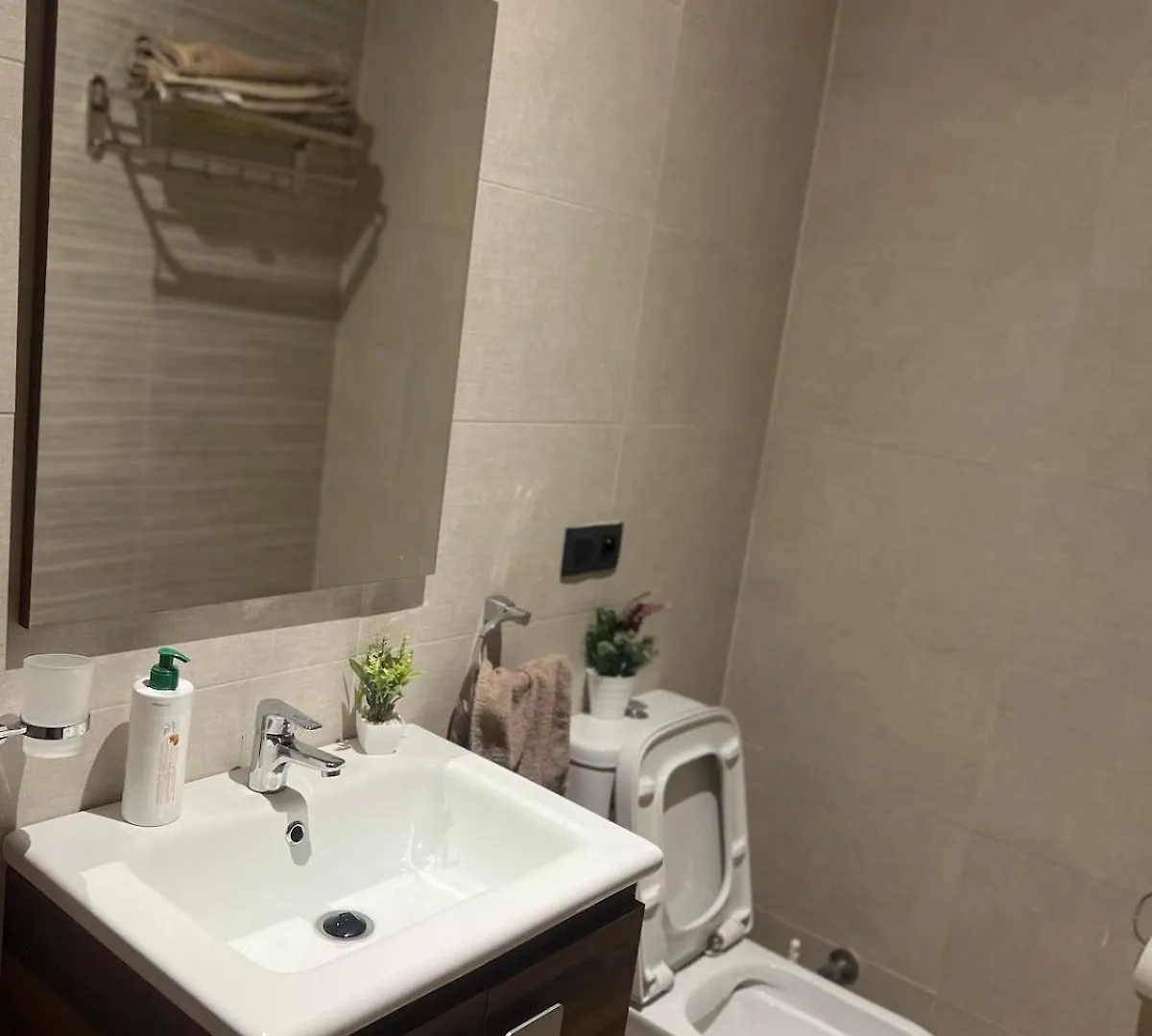 Cozy Apartment With Pool 5 Min From Gueliz 마라케시